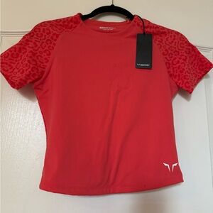 Squatwolf Exercise Top. NWT.